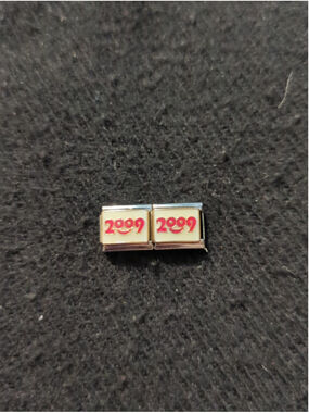 D'linQ 2009 Red White Enamel 9mm Italian Charm Bracelet Charms - Set Of 2